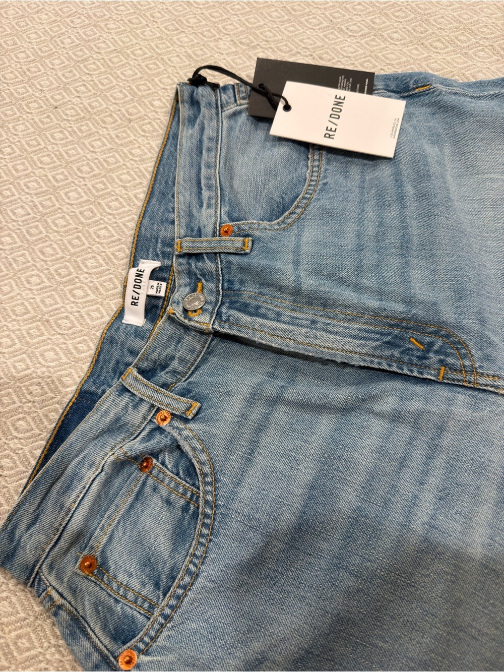 RE/DONE Low-Rise Wide Leg - Picture 6 of 6